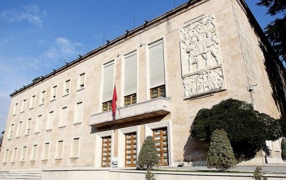 Humbja ne Arbitrazh ndaj Becchetti: Shqiperia rrezikon sekuestrimin e pasurive